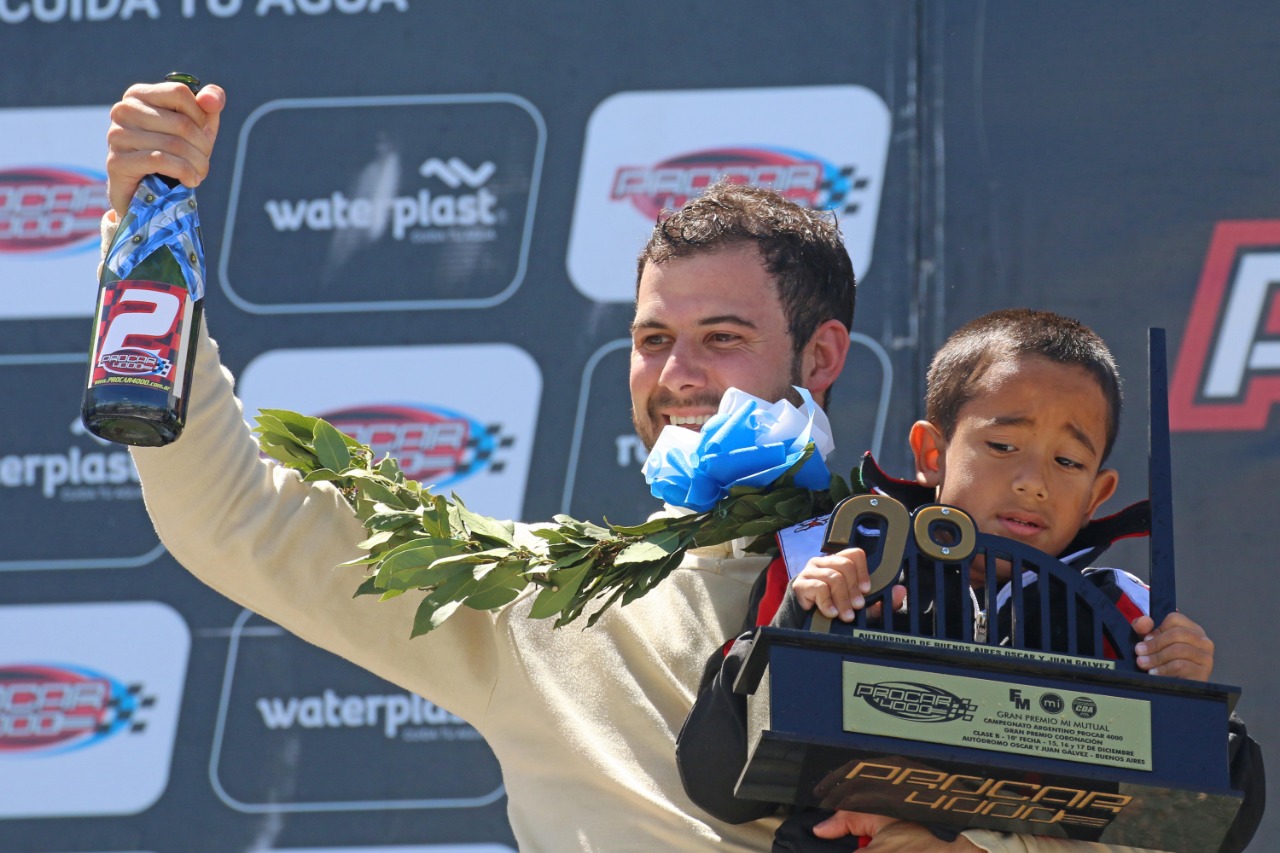 Imágenes de la primera final del Procar 4000: WhatsApp Image 2022-12-17 at 12.49.05.jpeg